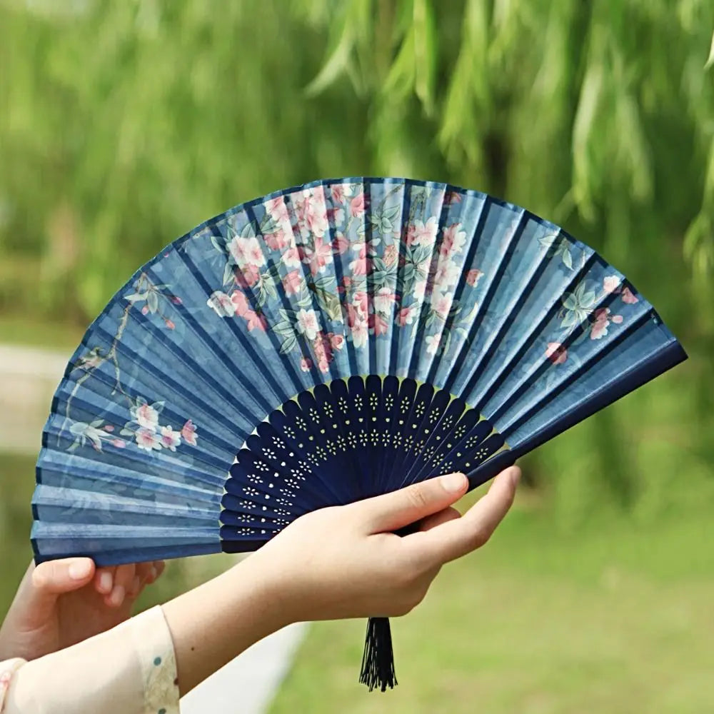 Retro Bamboo Folding Fan - Image 15
